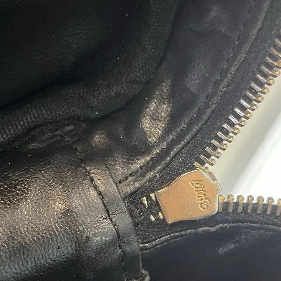 Chanel Vanity Bag - Picture 5 of 14